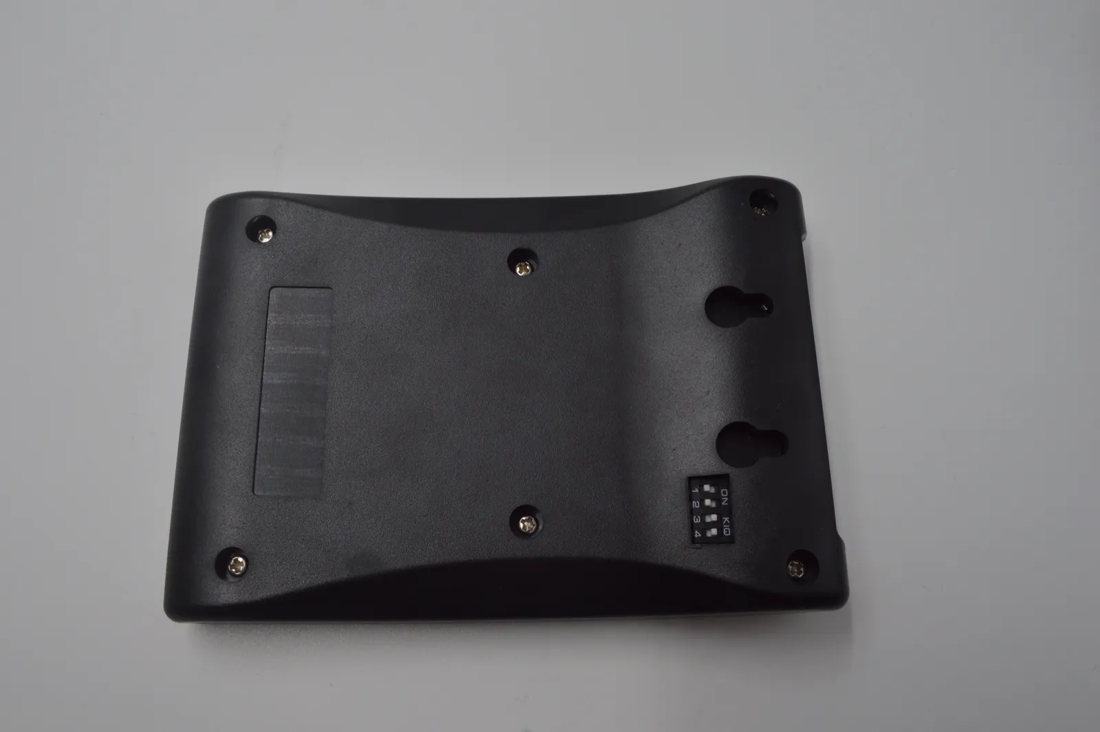 Biurkowy czytnik RFID TagTrack D100